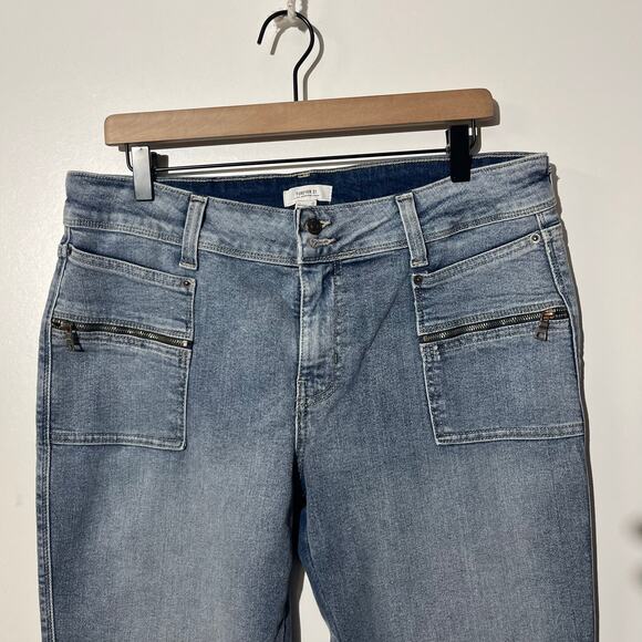 Forever 21 Premium Denim Blue Jeans Flared Boot Cut Flex Womans Size 30 - Picture 3 of 6